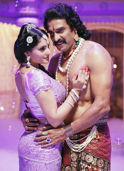 Ramya Kannada Film Sex Videos Ramya Kannada Film Sex Videos - First Look: Upendra, Ramya first 3-D film in Kannada - Rediff.com