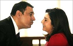 Boman Irani and Farah Khan in Shirin Farhad Ki Toh Nikal Padi