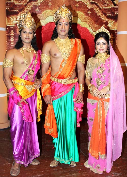 Neil Bhatt, Gagan Malik and Neha Sargam as Lakshman, Ram and Sita