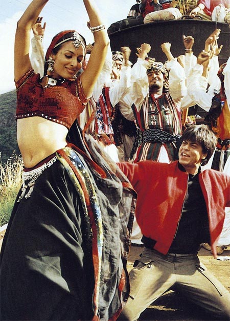 Malaika Arora Khan and Shah Rukh Khan in Dil Se