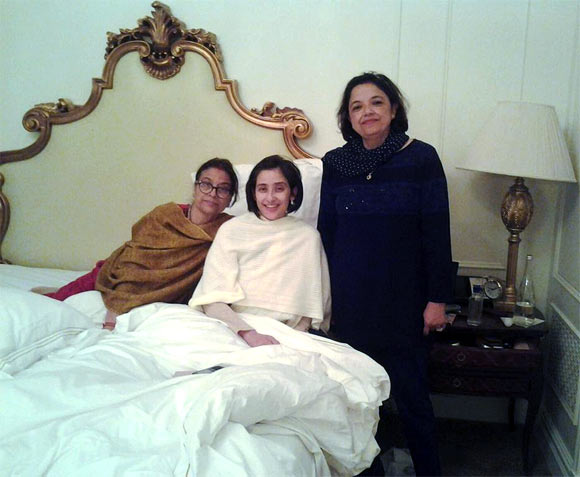 Manisha Koirala with her relatives