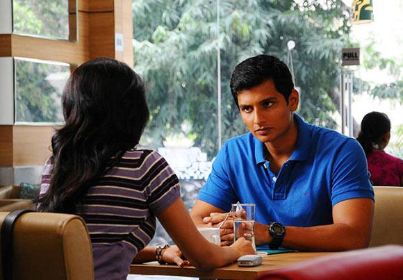 A scene from Neethane Enn Ponvasantham