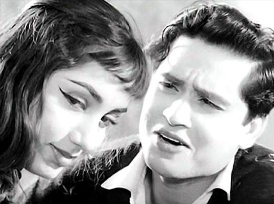 Sadhana and Joy Mukherjee in Ek Musafir Ek Haseena