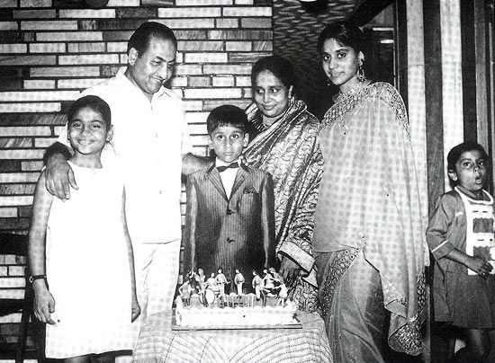 Mohammed Rafi with his wife Bilquis, and children Yasmin, Shahid and Nasreen