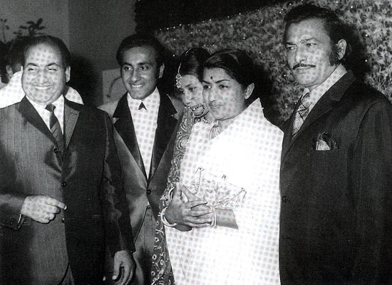 Mohammed Rafi with Lata Mangeshkar and Madan Mohan at Yasmin's wedding reception at Taj Mahal Hotel, Mumbai