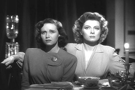 Greer Garson (right) with co-star Teresa Wright in Mrs Miniver