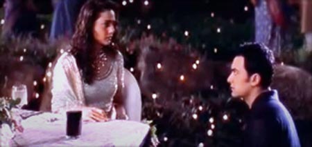 Preity Zinta and Aamir Khan in Dil Chahta Hai