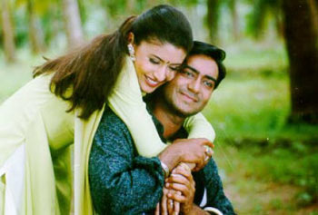 Neha and Ajay Devgn in Hogi Pyaar Ki Jeet