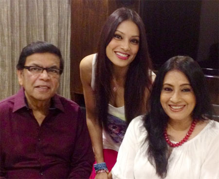 Bipasha with her parents Hirak and Mamata Basu