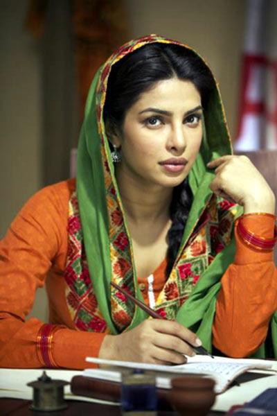 Priyanka Chopra and Shahid Kapoor in Teri Meri Kahaani