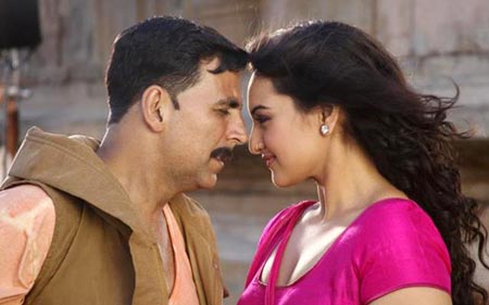 A scene from Rowdy Rathore