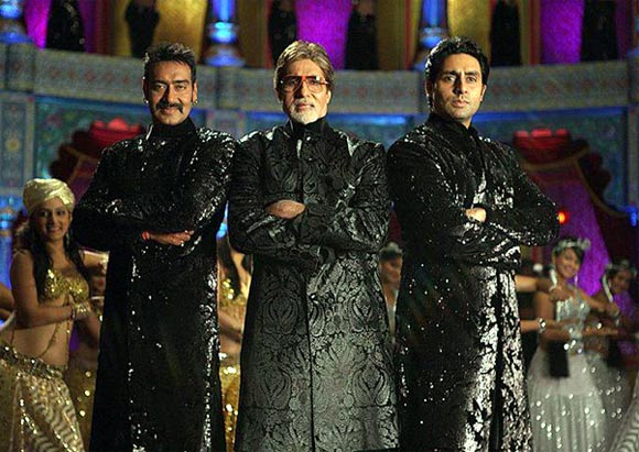 Ajay Devgn, Amitabh Bachchan and Abhishek Bachchan in Bol Bachchan