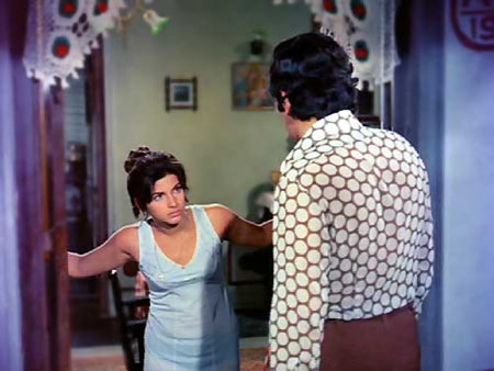 Dimple Kapadia and Rishi Kapoor in Bobby