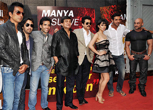 Sonu Sood, Siddhant Kapoor, Tusshar Kapoor, Mahesh Manjrekar, Anil Kapoor, Kangna Ranaut, John Abraham and Sanjay Chadda