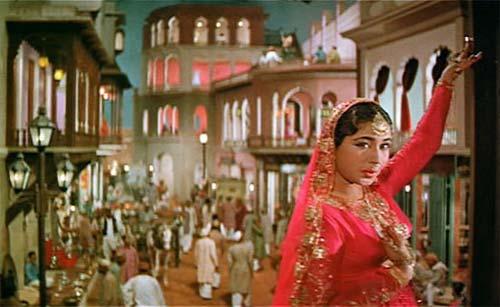 Meena Kumari in Pakeezah