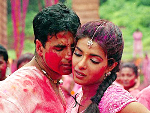 Akshay Kumar, Priyanka Chopra in Pink