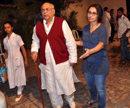 Rani Mukerji with father Ram Mukerji