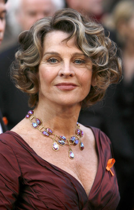Julie Christie arrives at the 80th annual Academy Awards in Hollywood, in 2008.