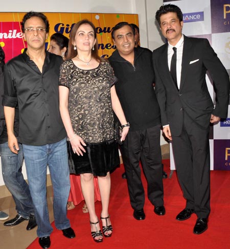 Vidhu Vinod Chopra, Mukesh and Nita Ambani, Anil Kapoor