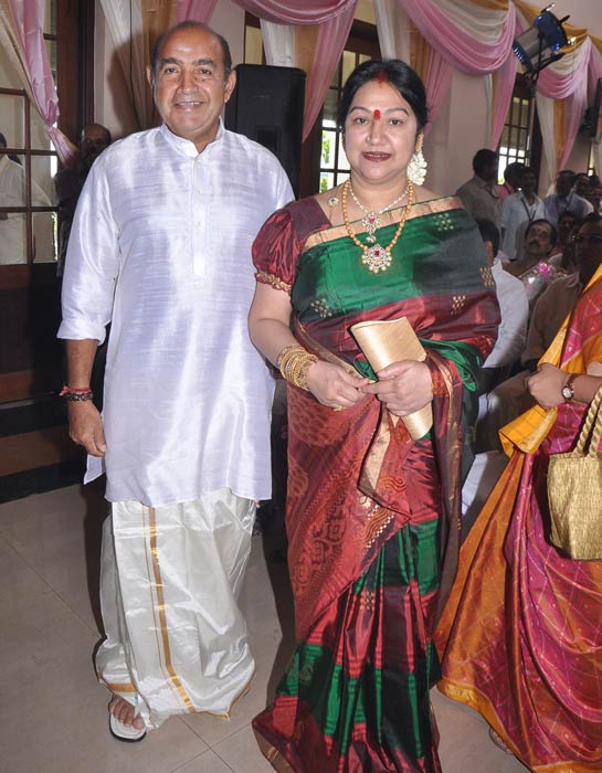 Vjayakumar with wife Manjula