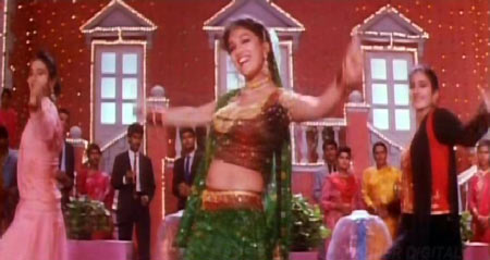 A scene from Anjaam