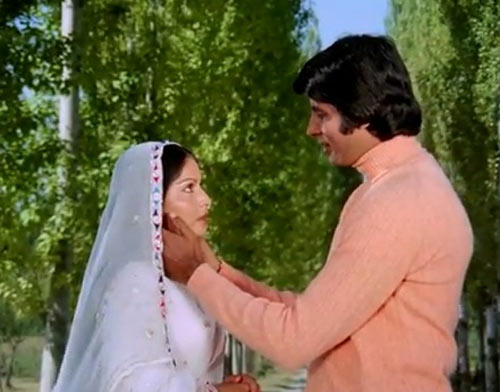 Rakhee and Amitabh Bachchan in Kabhi Kabhie