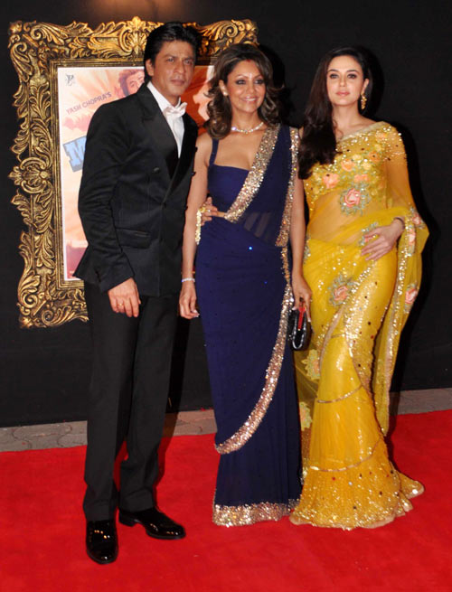 Shah Rukh, Gauri Khan and Preity Zinta at Jab Tak Hai Jaan premiere