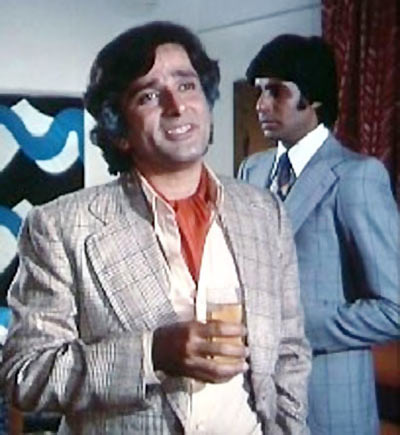 Shashi Kapoor and Amitabh Bachchan in Kabhi Kabhie
