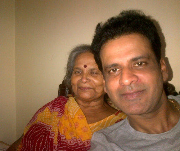Manoj Bajpayee with his mother