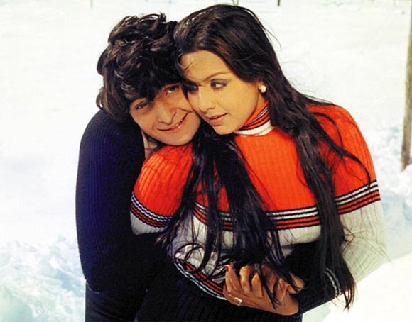Rishi and Neetu Kapoor in a film scene