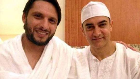 Shahid Afridi and Aamir Khan