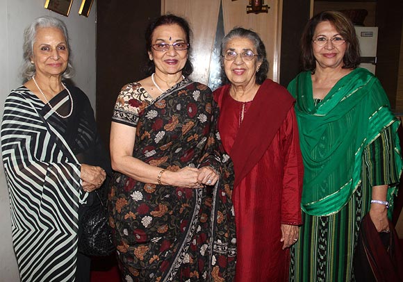 Waheeda Rahman, Asha Parekh, Shammi Aunty and Helen