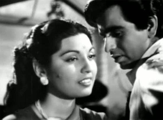 Munnawar Sultana and Dilip Kumar in Babul