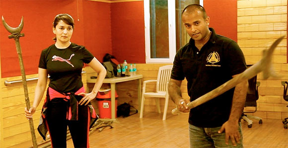 Madhuri Dixit trains for her Gulaab Gang role