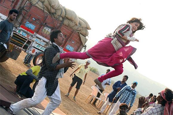 Madhuri Dixit trains for her Gulaab Gang role