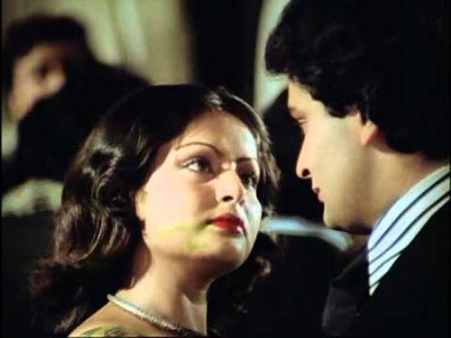 Raakhee and Rishi Kapoor in Doosra Aadmi