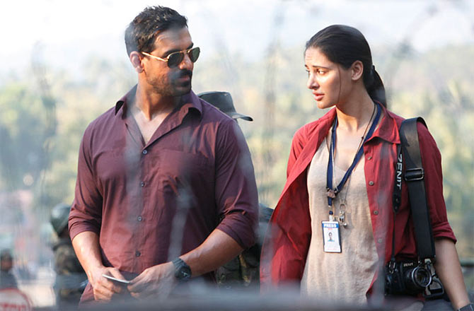 John Abraham and Nargis Fakhri in Madras Cafe