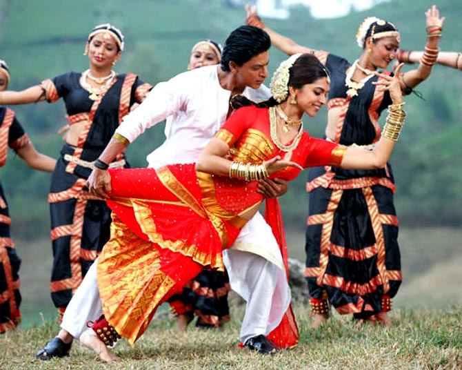 Shah Rukh Khan and Deepika Padukone in the song Titli in Chennai Express. Inset: Chinmayi Sripada