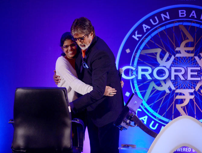 Amitabh Bachchan with the contestant