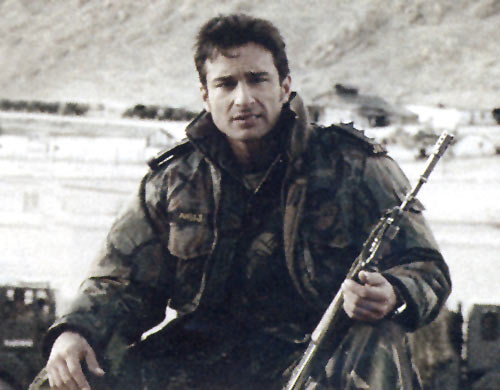 Saif Ali Khan in LOC Kargil