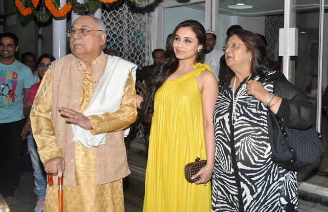 Rani Mukerji with her parents
