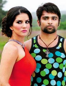 Sunny Leone and Sachiin Joshi in Jackpot