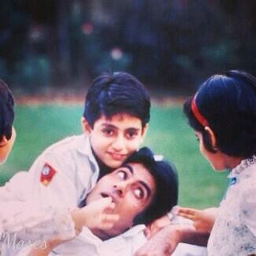 Amitabh Bachchan with young Abhishek Bachchan