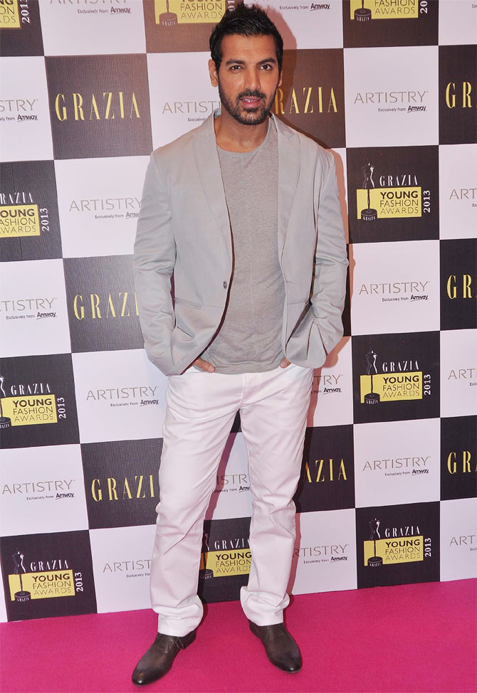 Bollywood's BEST-DRESSED actors of 2013 - Rediff.com Movies