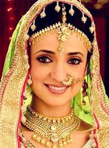 Sanaya Irani in Rang Rasiya