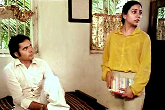 Farooque Sheikh with Deepti Naval in Saath Saath