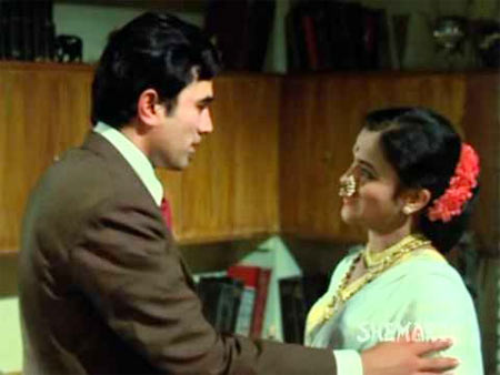 Rajesh Khanna and Seema Deo in Anand