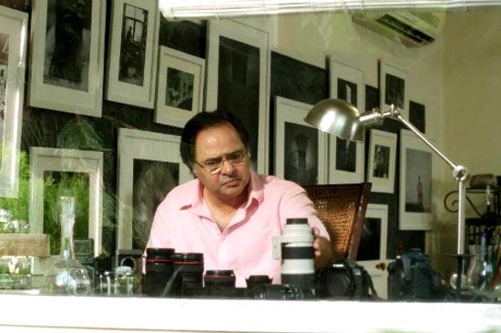 Farooque Shaikh in Listen Amaya