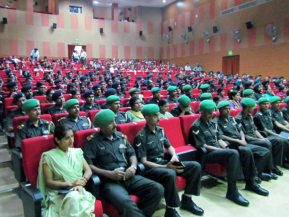 Auditorium full of army men watch Bhaag Milkha Bhaag
