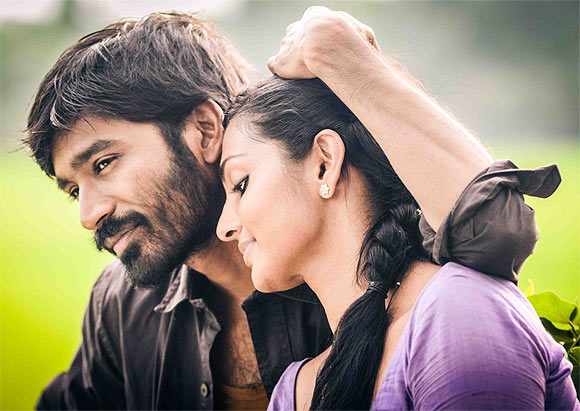 Parvathy with Dhanush in Maryaan